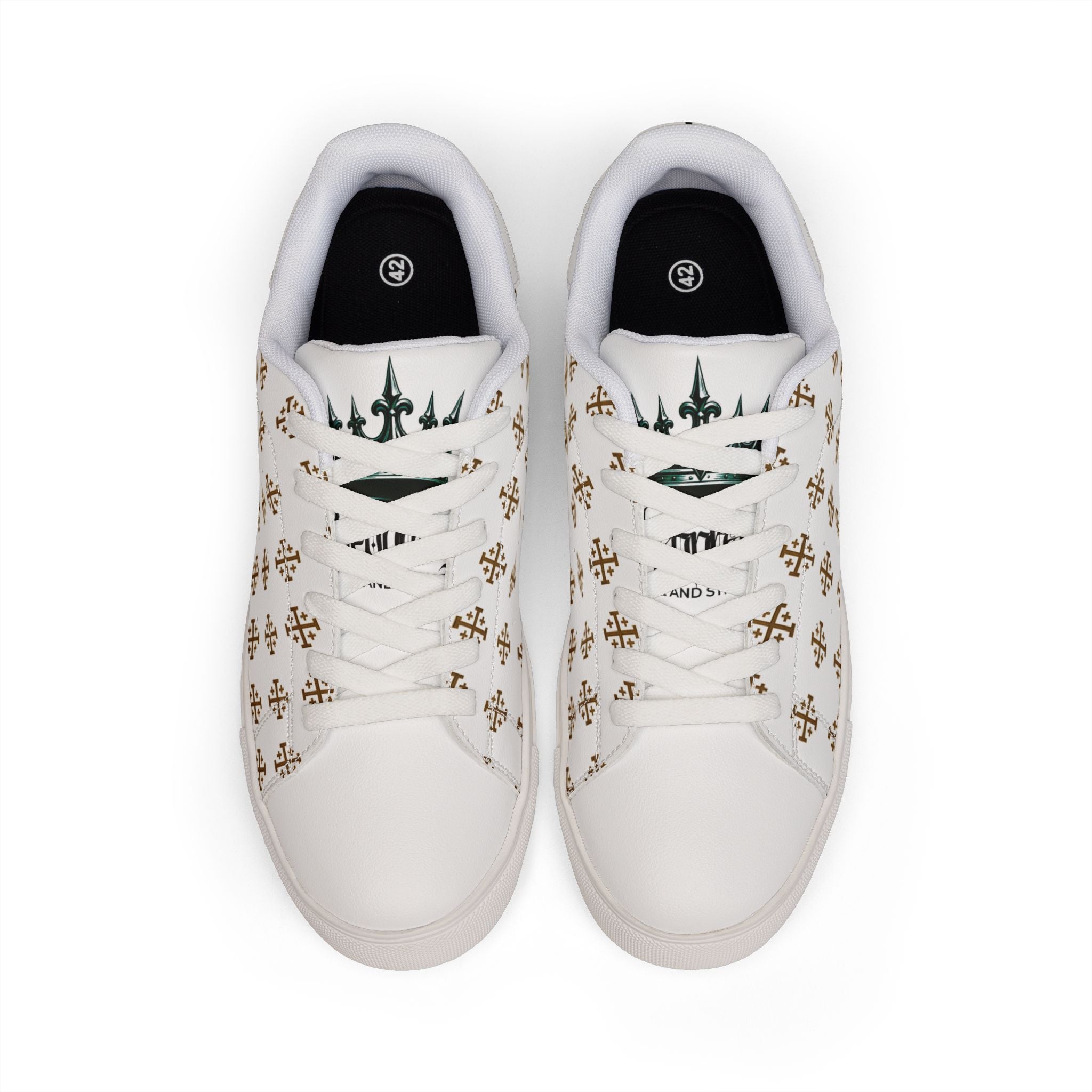 Jerusalem Cross Low Top Shoe